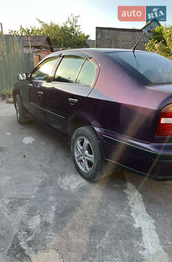 Лифтбек Skoda Octavia 1999 в 