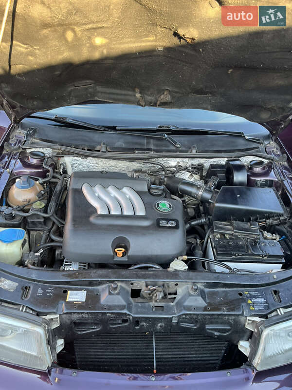 Лифтбек Skoda Octavia 1999 в Запорожье