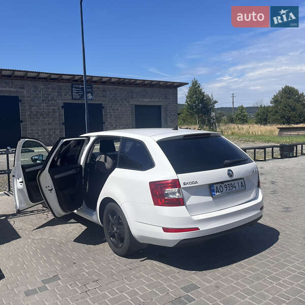 Універсал Skoda Octavia 2013 в Хусті фото 4 Універсал Skoda Octavia 2013 в Хусті