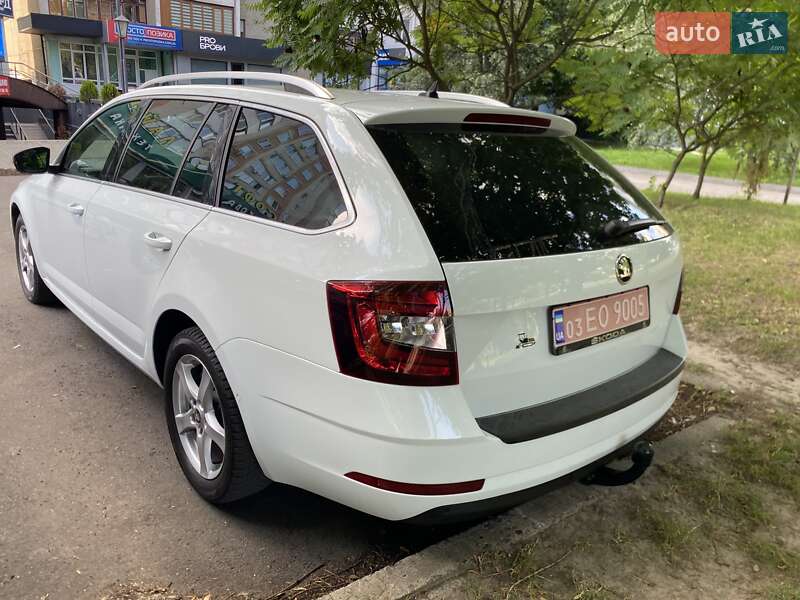 Универсал Skoda Octavia 2019 в Луцке