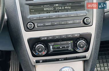 Лифтбек Skoda Octavia 2009 в 