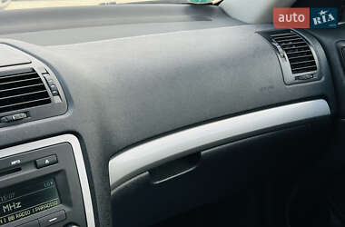 Лифтбек Skoda Octavia 2009 в 