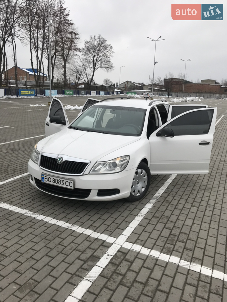 2010 Skoda Octavia - мініатюра 37