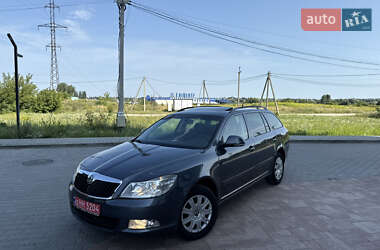 Універсал Skoda Octavia 2010 в Луцьку