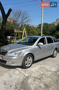 Універсал Skoda Octavia 2011 в Дніпрі
