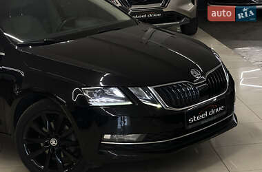 Лифтбек Skoda Octavia 2018 в Николаеве