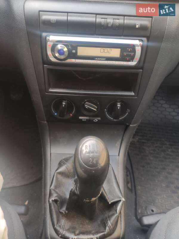 Универсал Skoda Octavia 2001 в Киеве