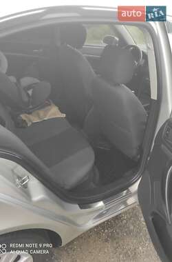 Лифтбек Skoda Octavia 2004 в 