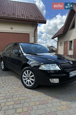 Ліфтбек Skoda Octavia 2006 в Львові