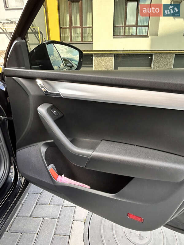 Лифтбек Skoda Octavia 2019 в Ивано-Франковске