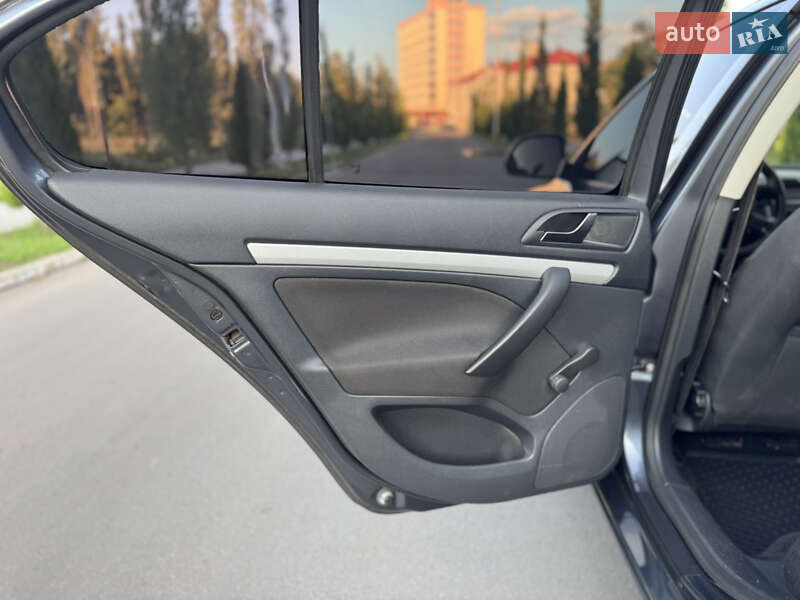 Лифтбек Skoda Octavia 2012 в Киеве