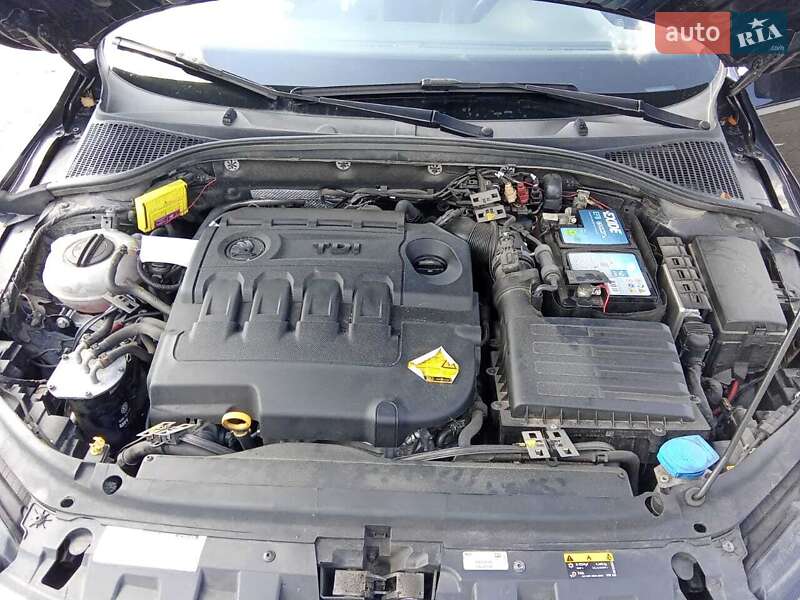 Универсал Skoda Octavia 2018 в Чернигове