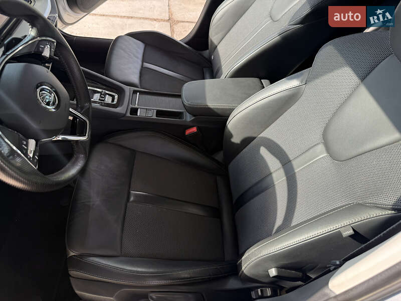 Универсал Skoda Octavia 2022 в Киеве