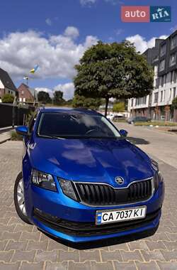 Універсал Skoda Octavia 2019 в Умані