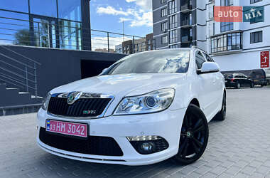 Универсал Skoda Octavia 2011 в Ровно