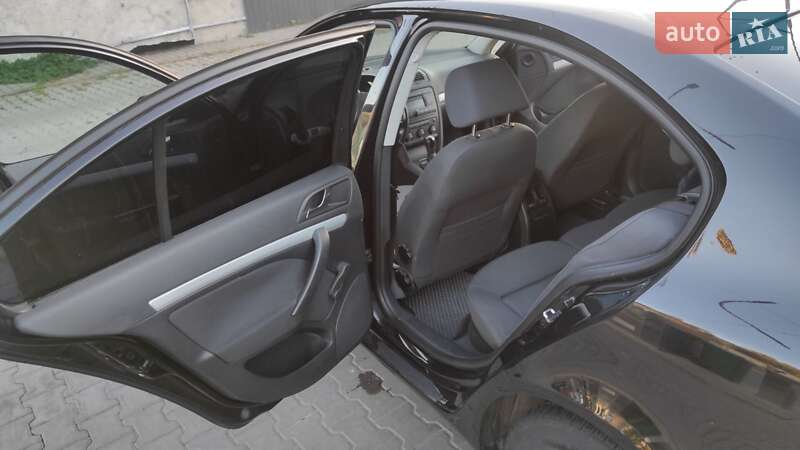 Лифтбек Skoda Octavia 2006 в Одессе