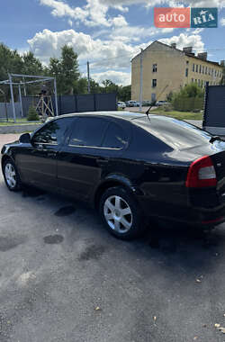 Лифтбек Skoda Octavia 2010 в 