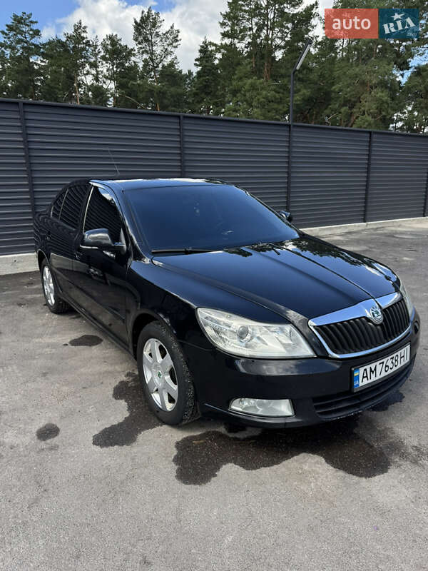 Лифтбек Skoda Octavia 2010 в Житомире