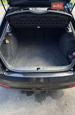 Лифтбек Skoda Octavia 2010 в 