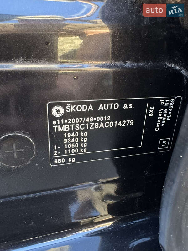 Лифтбек Skoda Octavia 2010 в Житомире