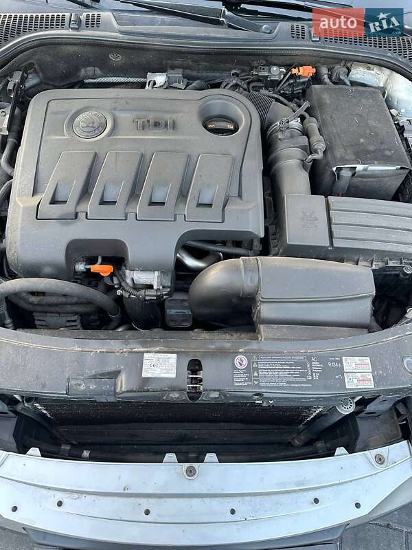 Универсал Skoda Octavia 2012 в Глобине