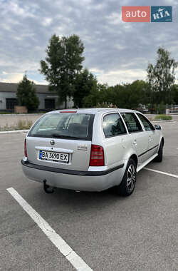 Универсал Skoda Octavia 2003 в 
