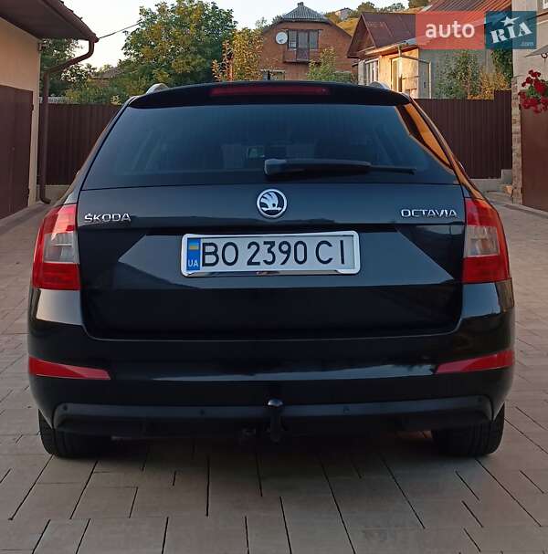 Универсал Skoda Octavia 2015 в Теребовле