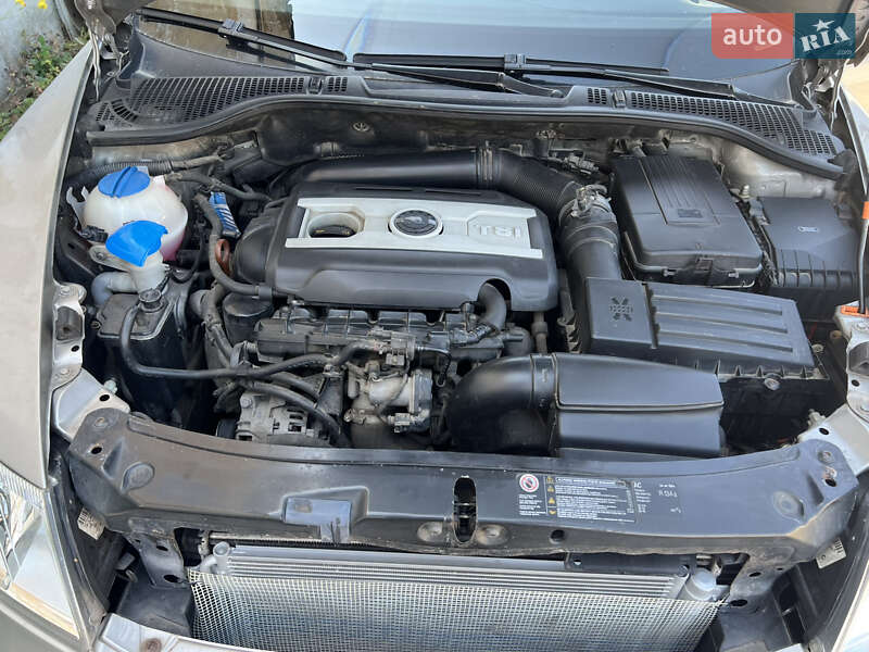 Лифтбек Skoda Octavia 2012 в Львове