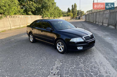 Лифтбек Skoda Octavia 2005 в 