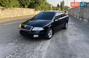 Лифтбек Skoda Octavia 2005 в Киеве