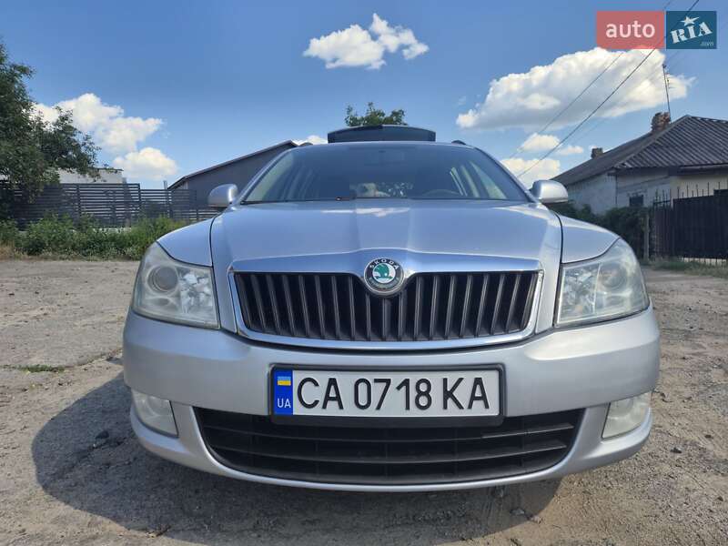 Универсал Skoda Octavia 2010 в 