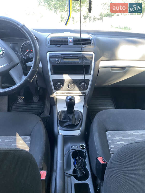 Лифтбек Skoda Octavia 2010 в Каменец-Подольском фото 26 Лифтбек Skoda Octavia 2010 в Каменец-Подольском