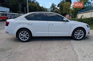 Лифтбек Skoda Octavia 2019 в 