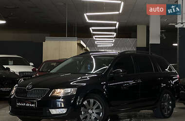 Універсал Skoda Octavia 2015 в Миколаєві