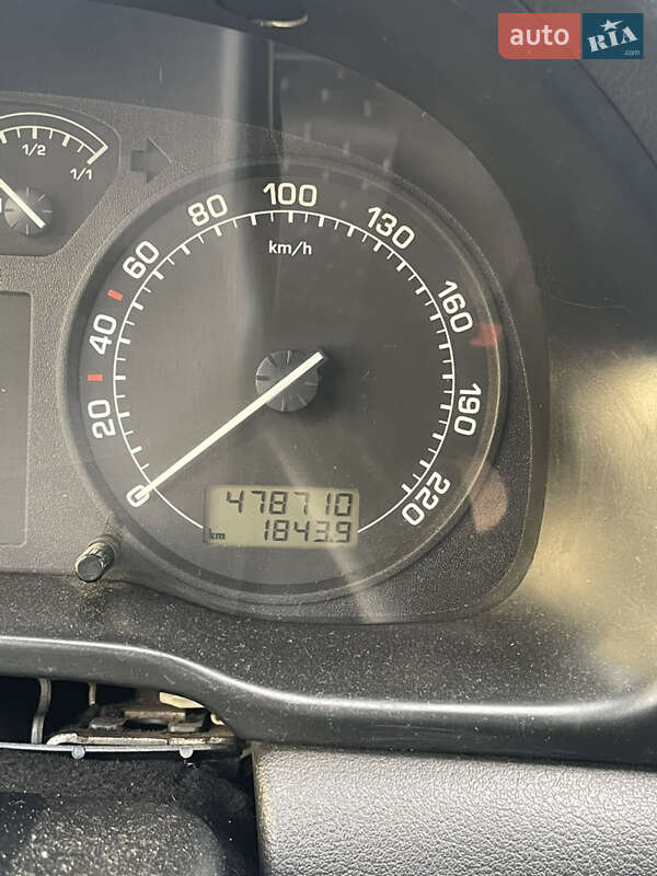 Лифтбек Skoda Octavia 2001 в Черновцах