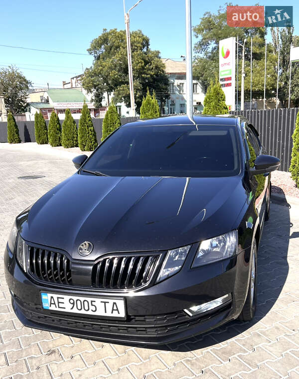 Лифтбек Skoda Octavia 2017 в Одессе