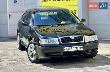 Ліфтбек Skoda Octavia 2002 в Харкові