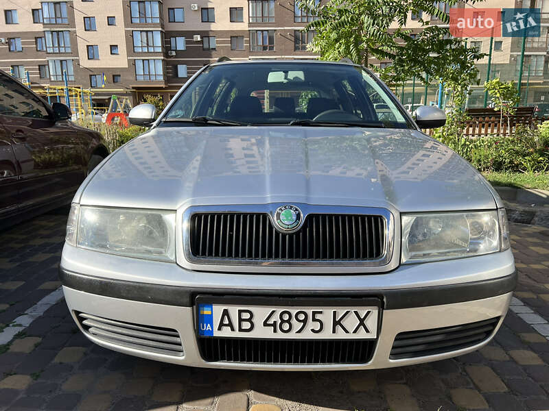 Универсал Skoda Octavia 2010 в Виннице