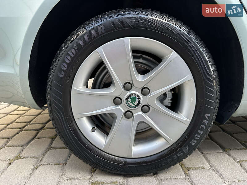 Универсал Skoda Octavia 2010 в Львове фото 28 Универсал Skoda Octavia 2010 в Львове