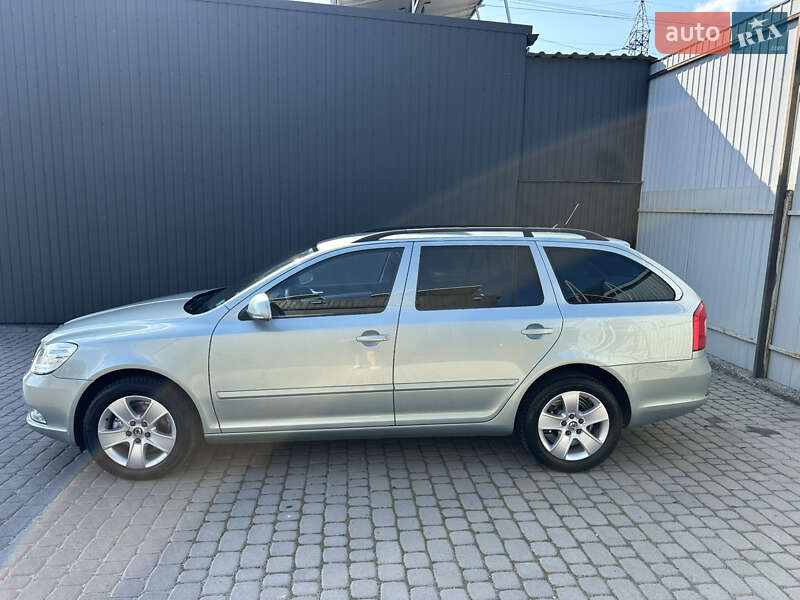 Универсал Skoda Octavia 2010 в Львове фото 32 Универсал Skoda Octavia 2010 в Львове