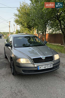 Лифтбек Skoda Octavia 2010 в Черновцах
