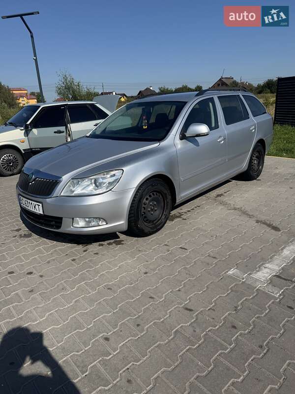 Универсал Skoda Octavia 2010 в Львове