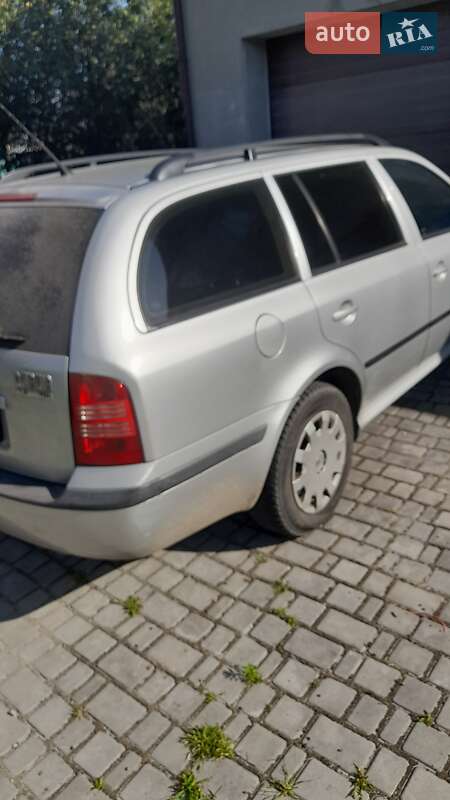 Универсал Skoda Octavia 2003 в Киеве фото 4 Универсал Skoda Octavia 2003 в Киеве