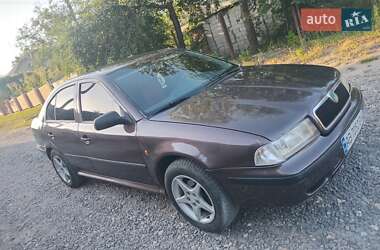 Лифтбек Skoda Octavia 1998 в Жмеринке