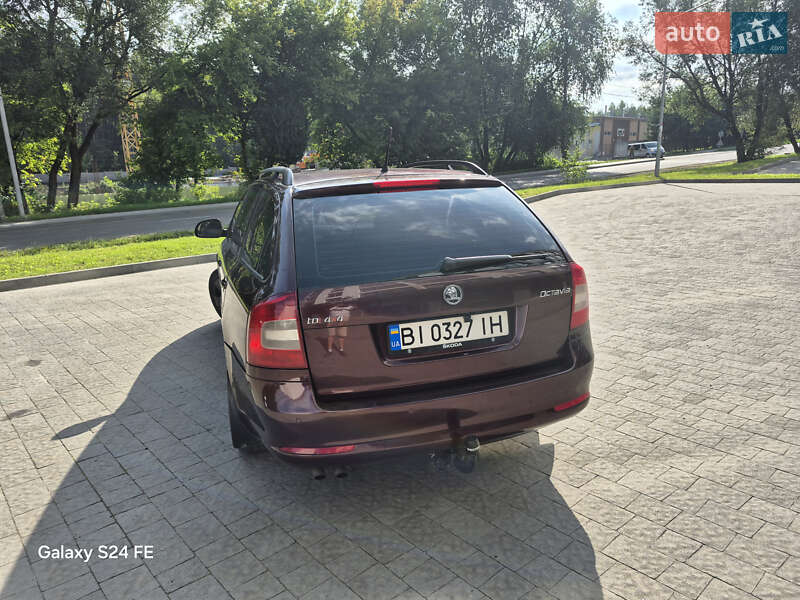 Універсал Skoda Octavia 2011 в Старичах