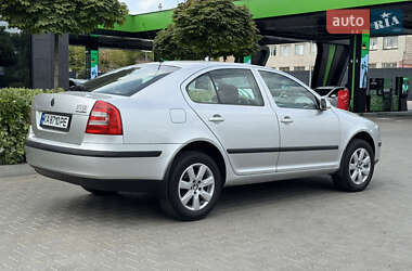 Лифтбек Skoda Octavia 2006 в 