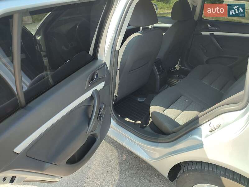 Універсал Skoda Octavia 2010 в Бердичеві