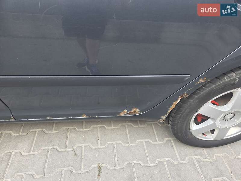 Ліфтбек Skoda Octavia 2004 в Тернополі