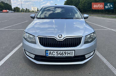 Лифтбек Skoda Octavia 2014 в Кропивницком