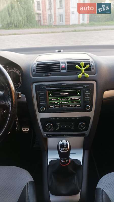 Универсал Skoda Octavia 2011 в Коростене